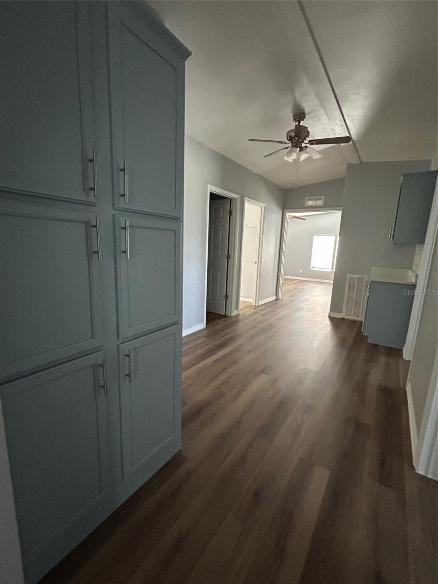 Image 13 of 37 For 20736 274th Street