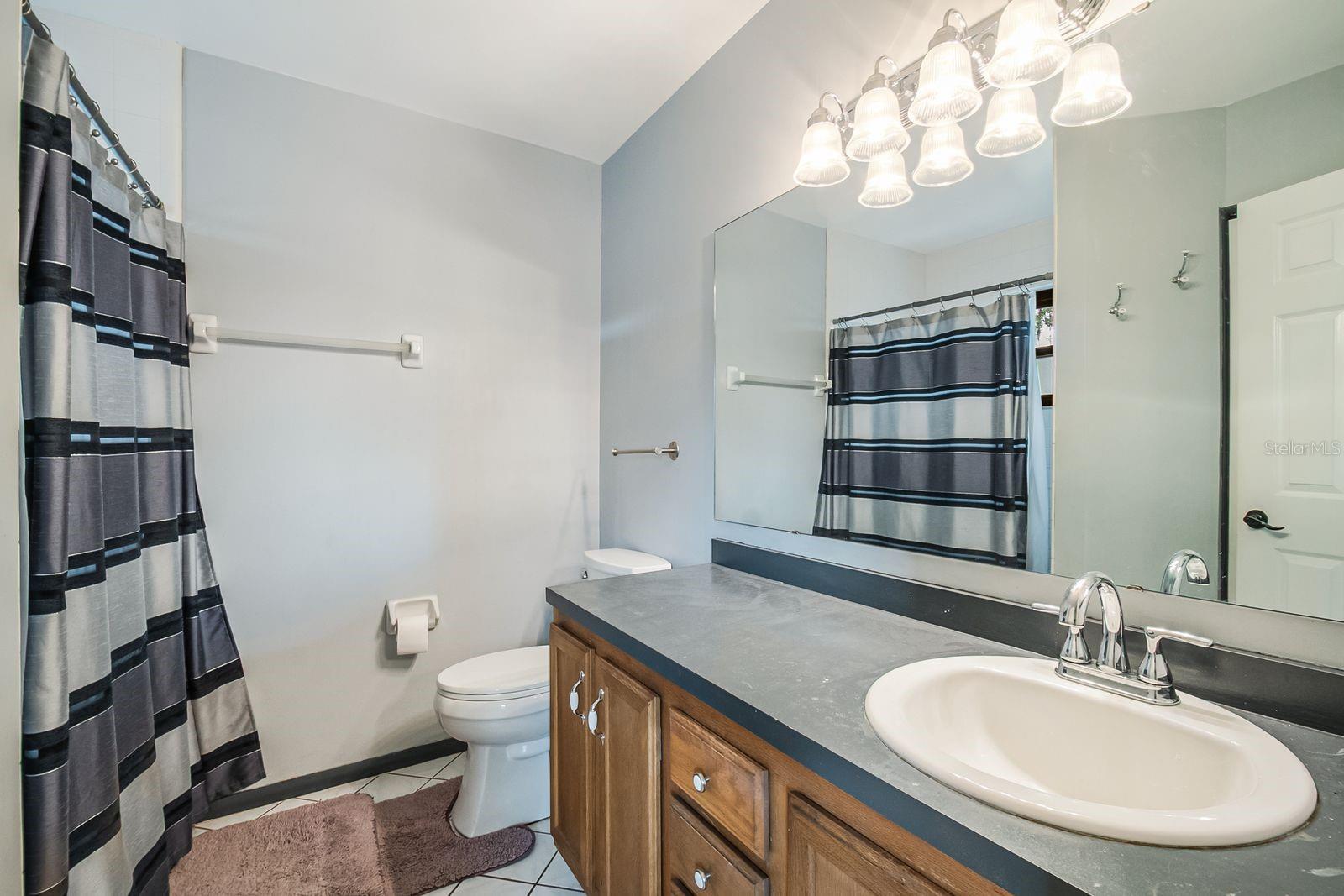 Image 18 of 23 For 1606 Prairie Lake Boulevard