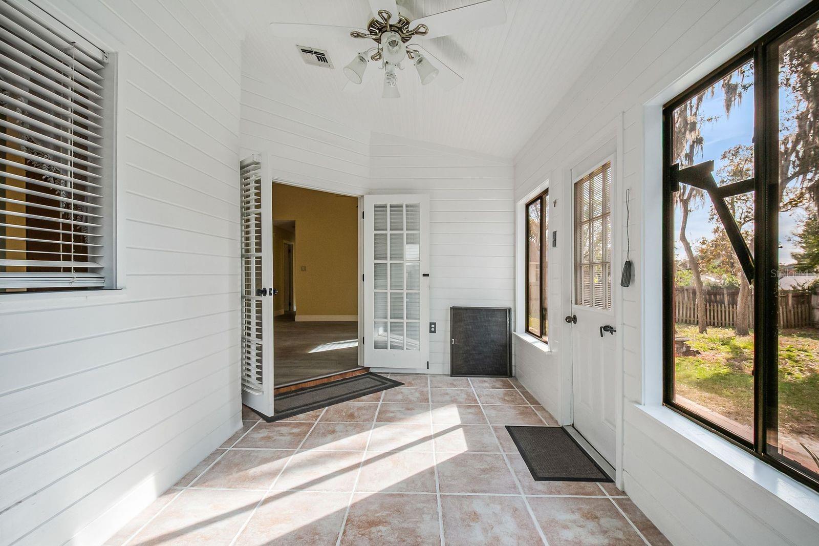 Image 20 of 23 For 1606 Prairie Lake Boulevard