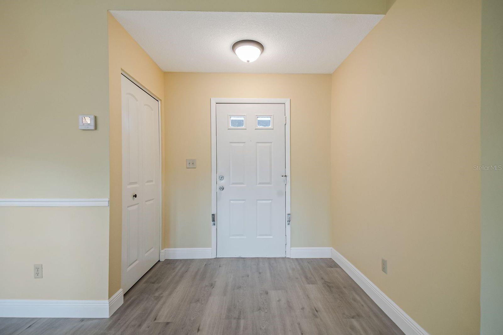 Image 4 of 23 For 1606 Prairie Lake Boulevard