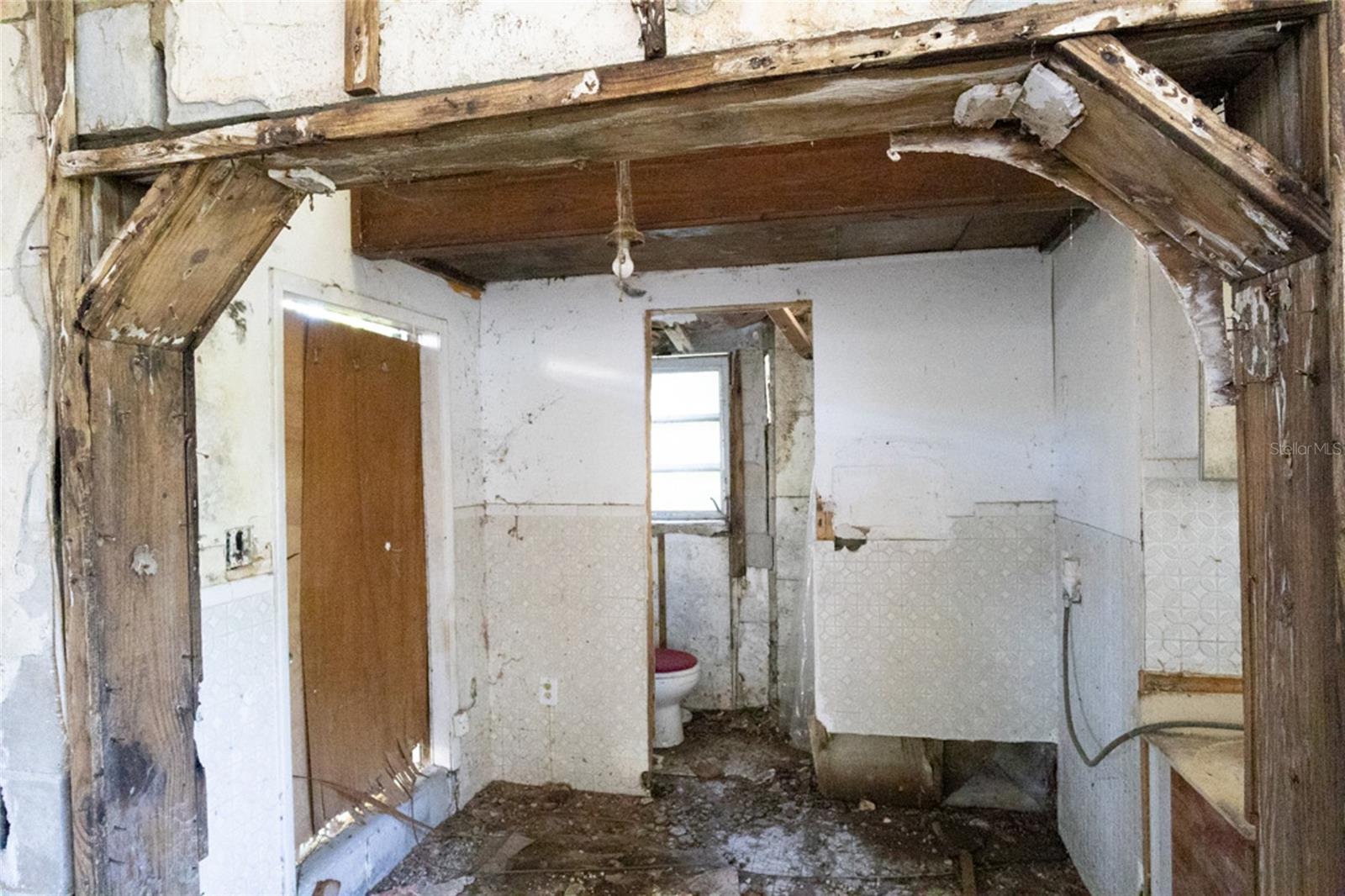 Image 22 of 38 For 4711 Rio Grande Avenue