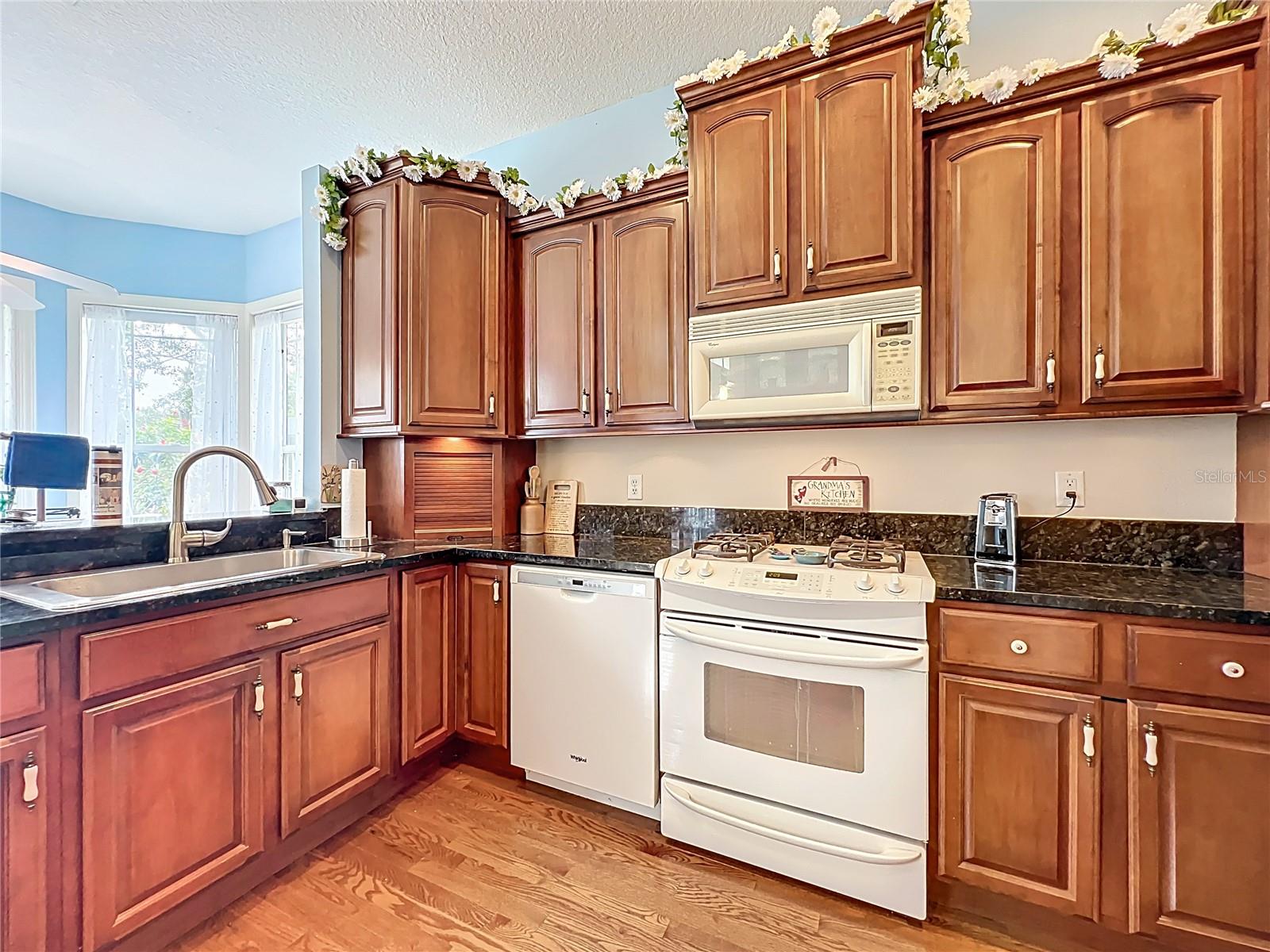 Image 23 of 64 For 214 Chestnut Ridge Street