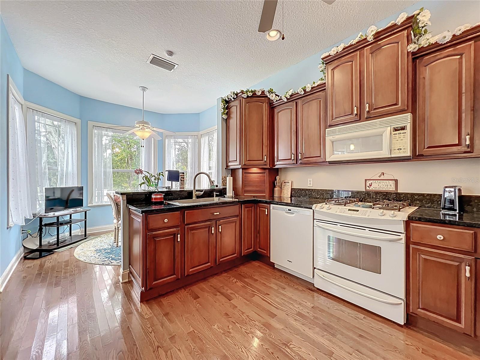 Image 24 of 64 For 214 Chestnut Ridge Street