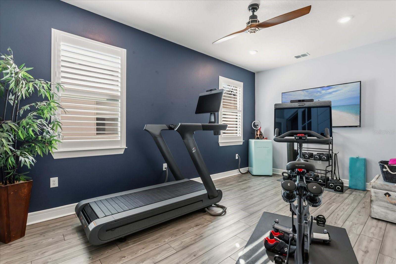 Image 33 of 58 For 3340 Buoy Circle