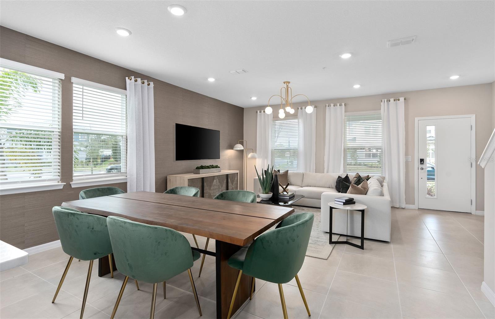 Image 6 of 26 For 11523 Harborview Street