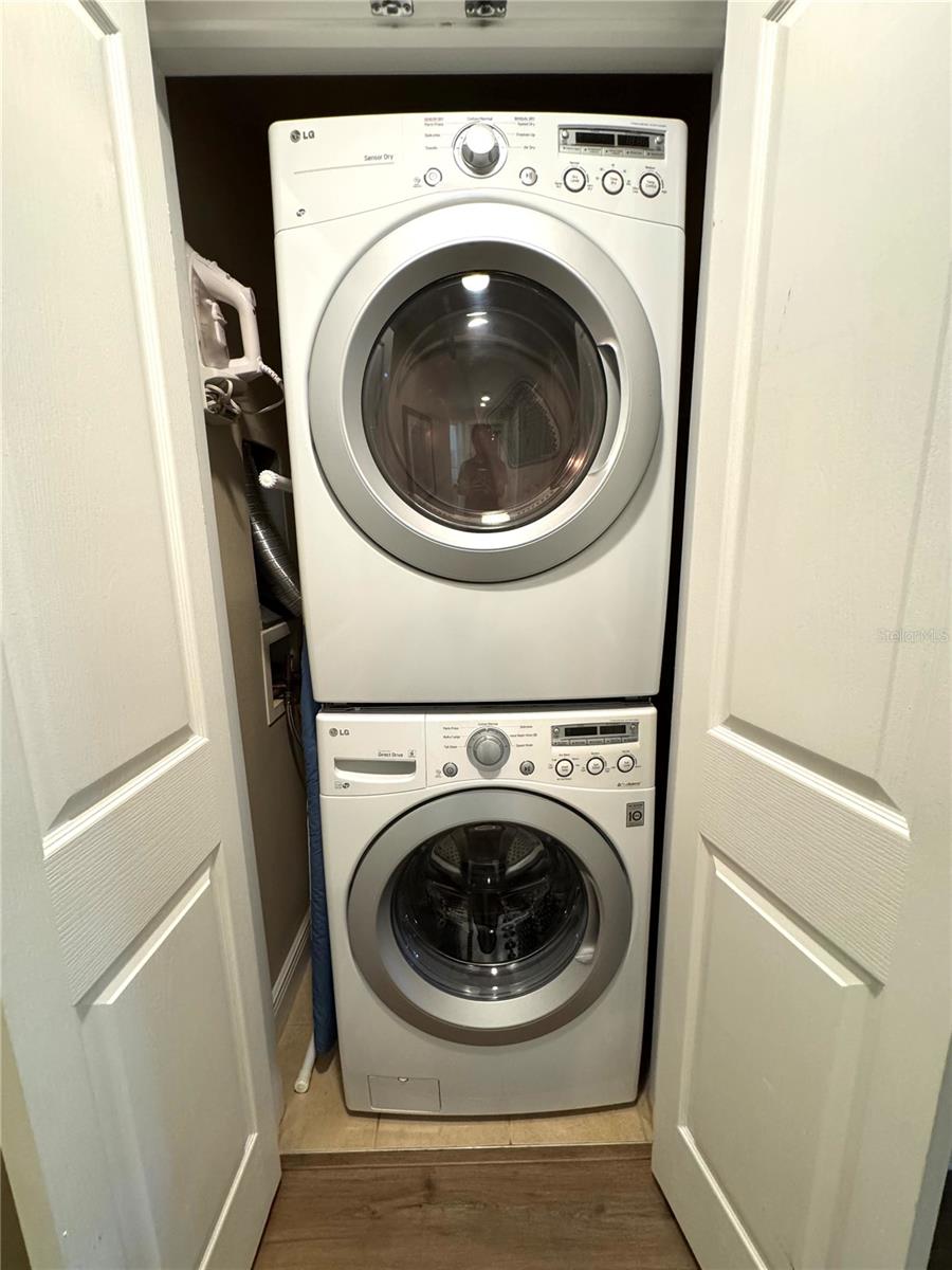 Image 18 of 20 For 7703 Heritage Crossing Way 202