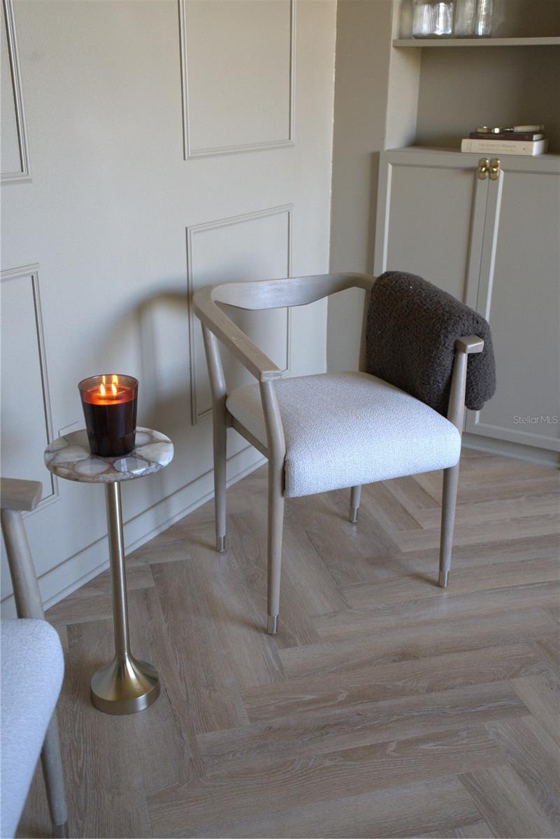 Image 12 of 47 For 4330 Meandering Bay