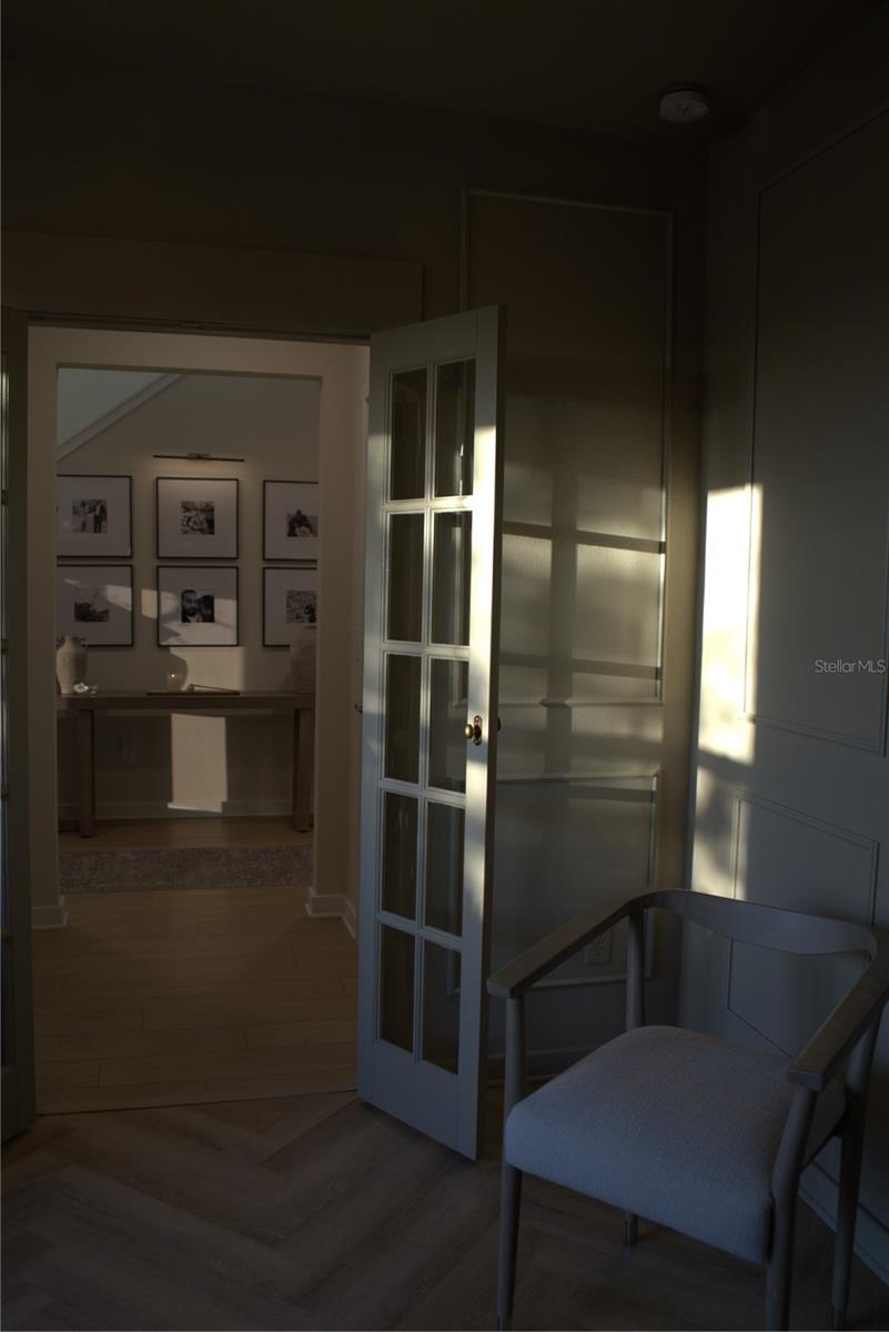 Image 14 of 47 For 4330 Meandering Bay