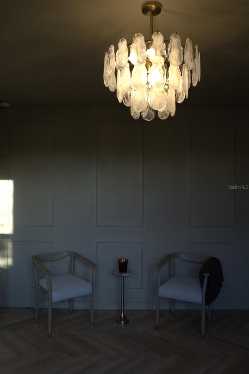 Image 15 of 47 For 4330 Meandering Bay