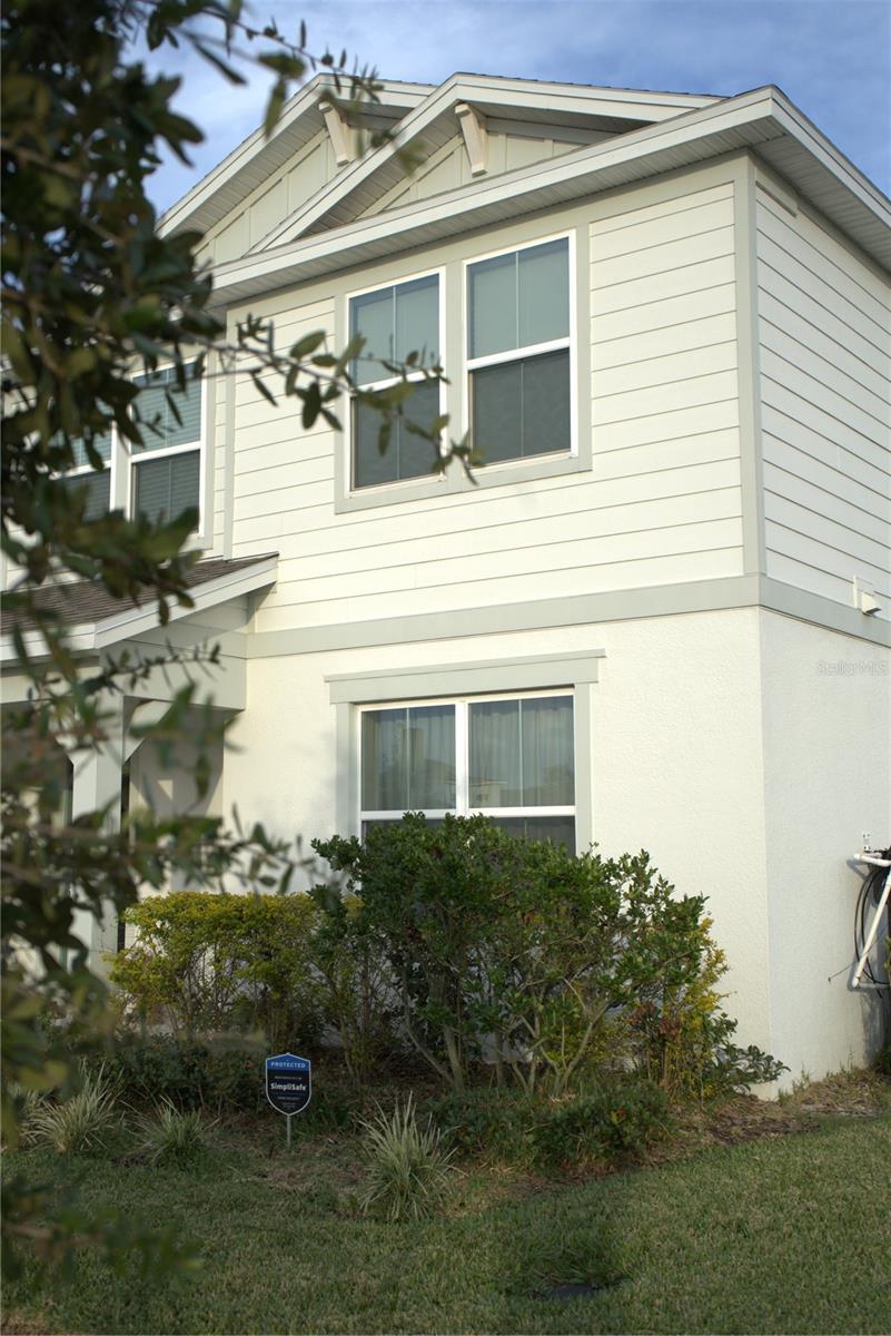 Image 2 of 47 For 4330 Meandering Bay