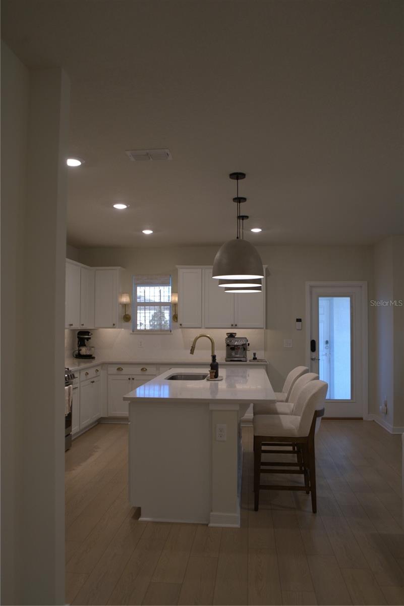 Image 29 of 47 For 4330 Meandering Bay