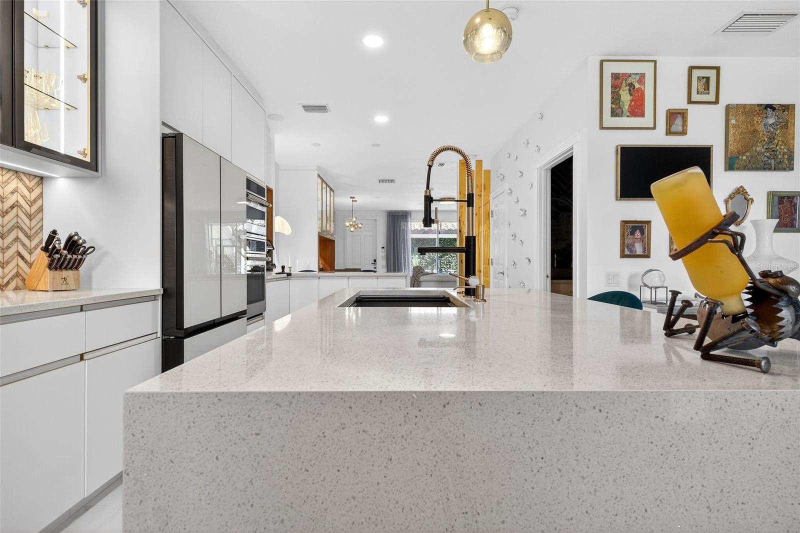 Image 11 of 74 For 11963 James Bay Drive