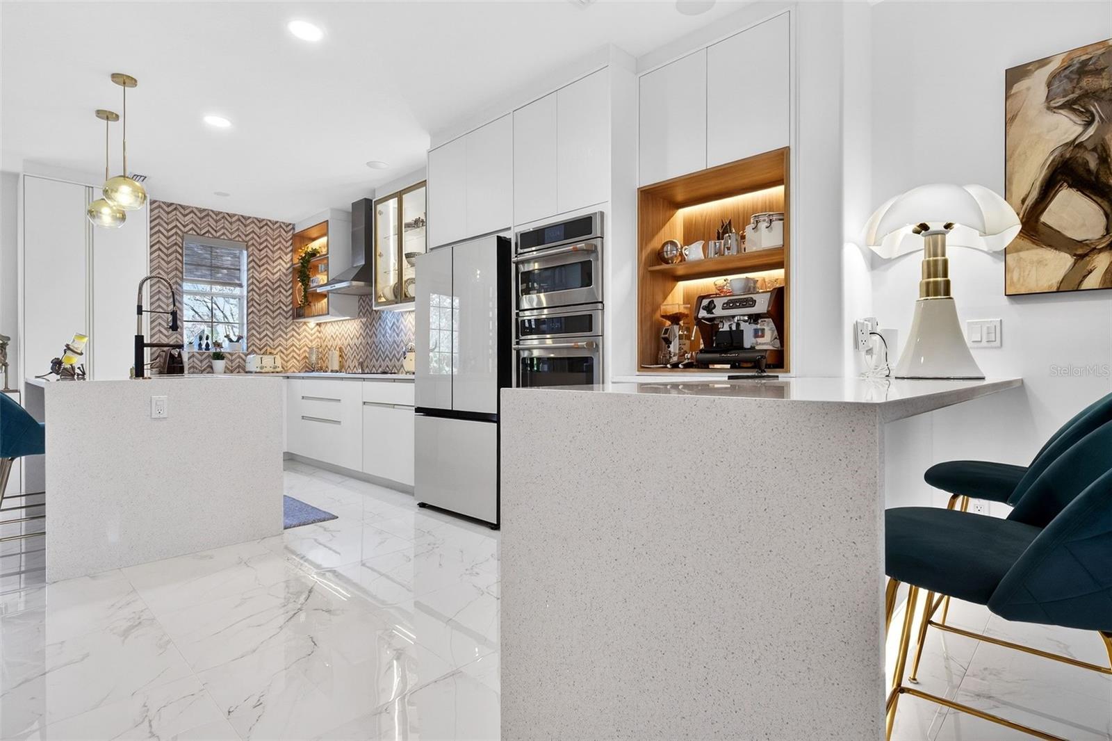 Image 20 of 74 For 11963 James Bay Drive