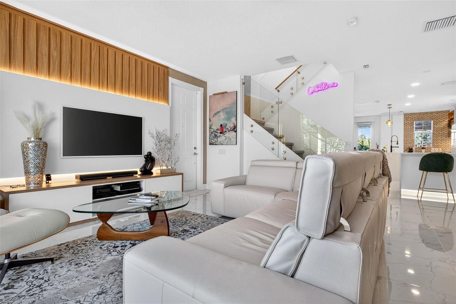 Image 28 of 74 For 11963 James Bay Drive