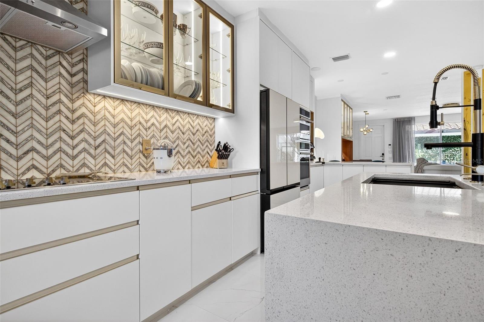 Image 9 of 74 For 11963 James Bay Drive