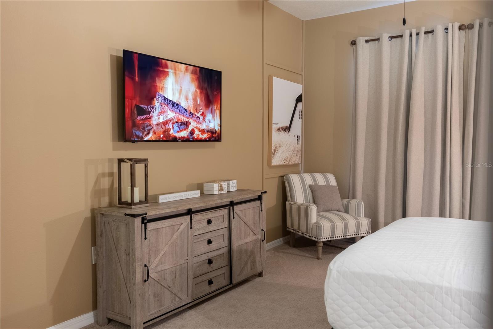 Image 10 of 100 For 4425 Kaipo Road