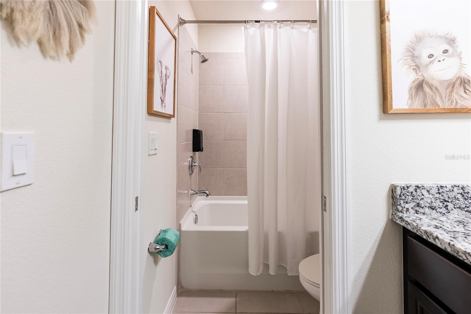 Image 72 of 100 For 4425 Kaipo Road