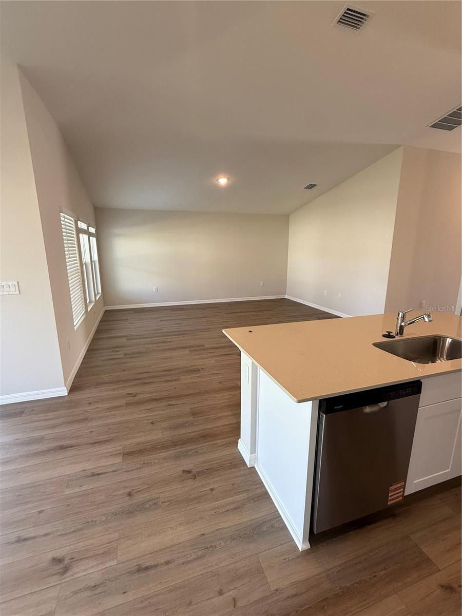 Image 14 of 19 For 1241 Tidal Street