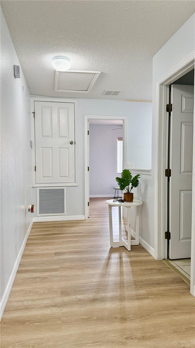 Image 13 of 30 For 5300 Paradise Cay Circle