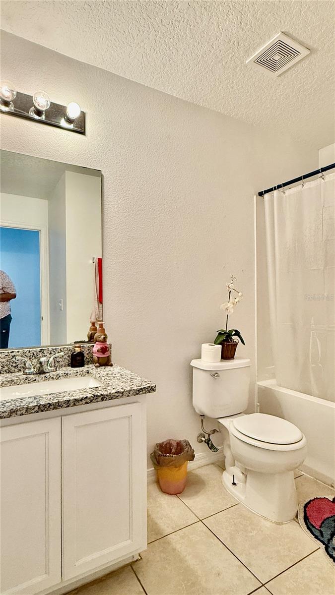 Image 17 of 30 For 5300 Paradise Cay Circle