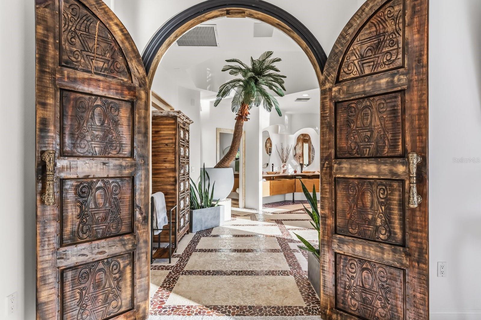 Image 35 of 74 For 2 River Falls Dr