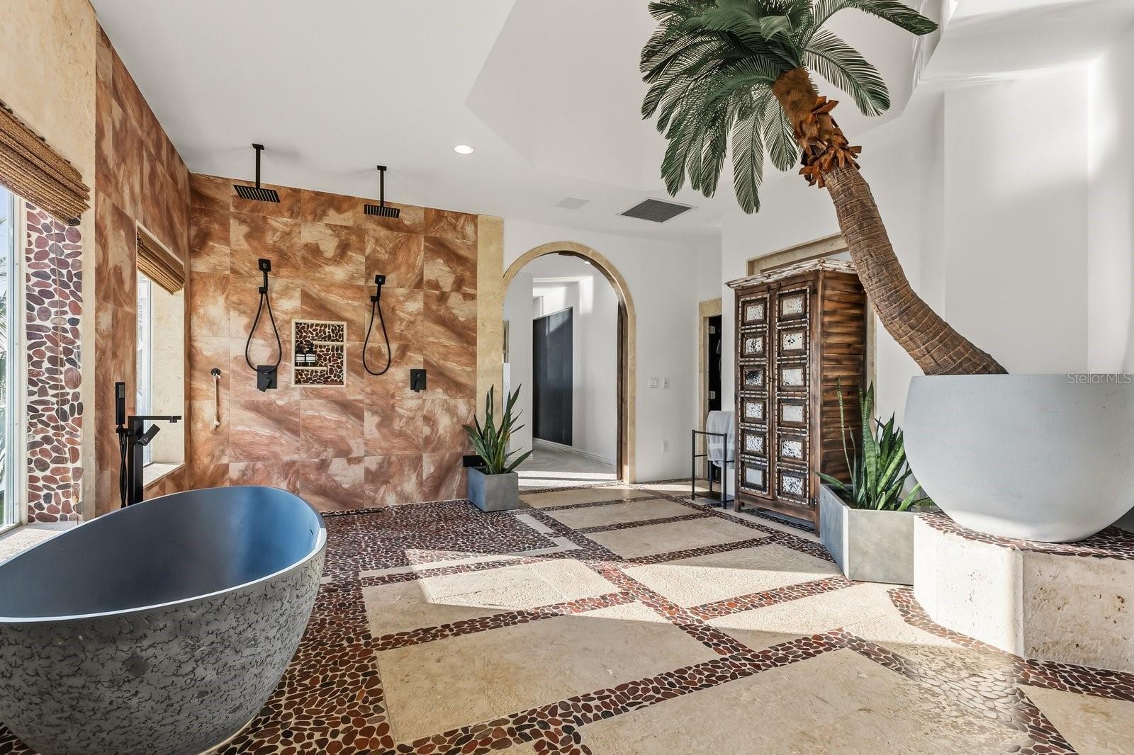 Image 40 of 74 For 2 River Falls Dr