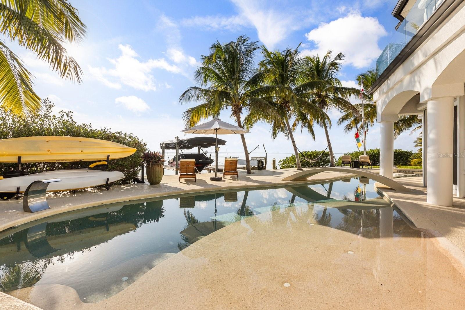 Image 69 of 74 For 2 River Falls Dr