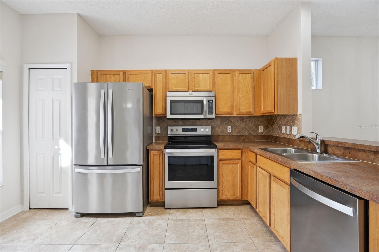 Image 5 of 25 For 13642 Cepheus Drive