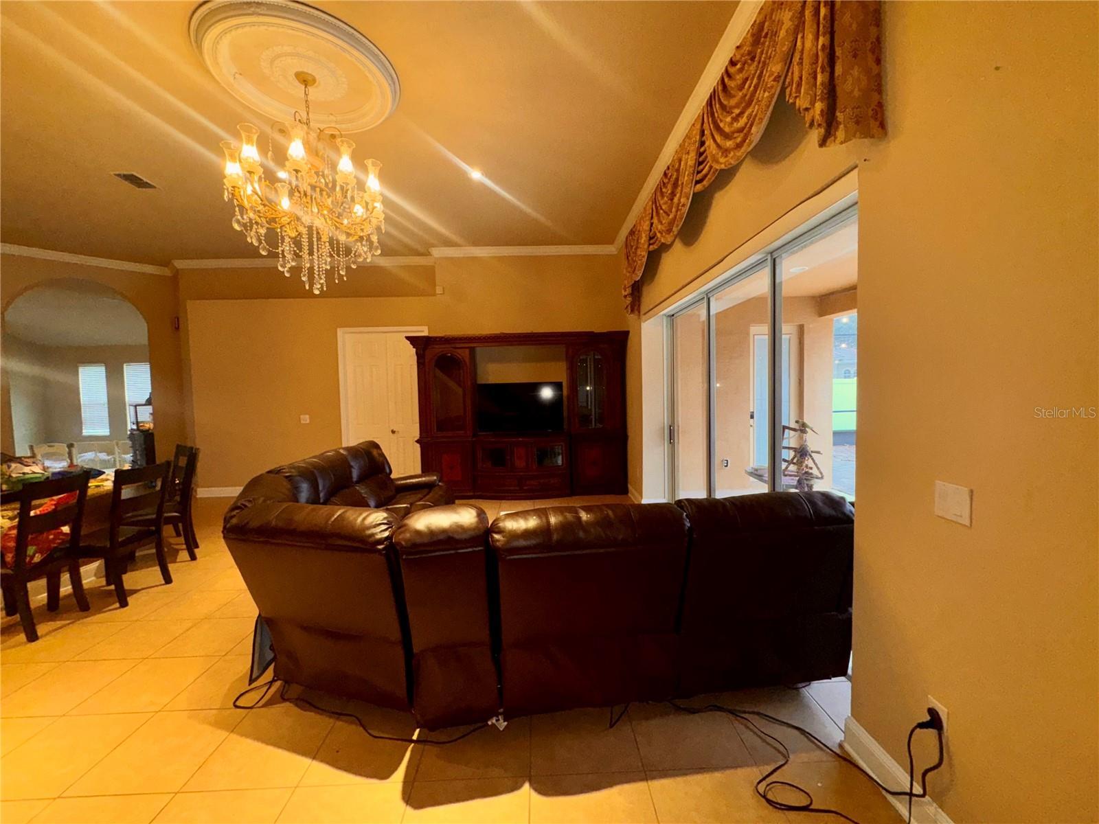 Image 4 of 18 For 8950 Tuscan Valley Place