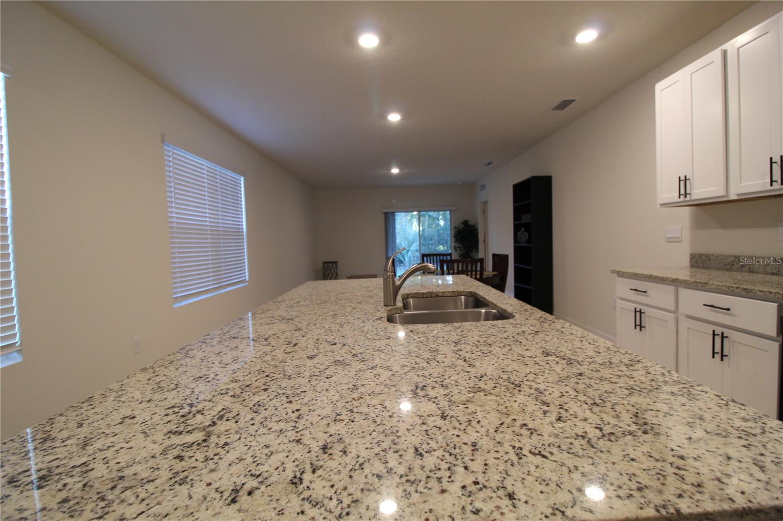 Image 15 of 39 For 423 Pelham Park Drive