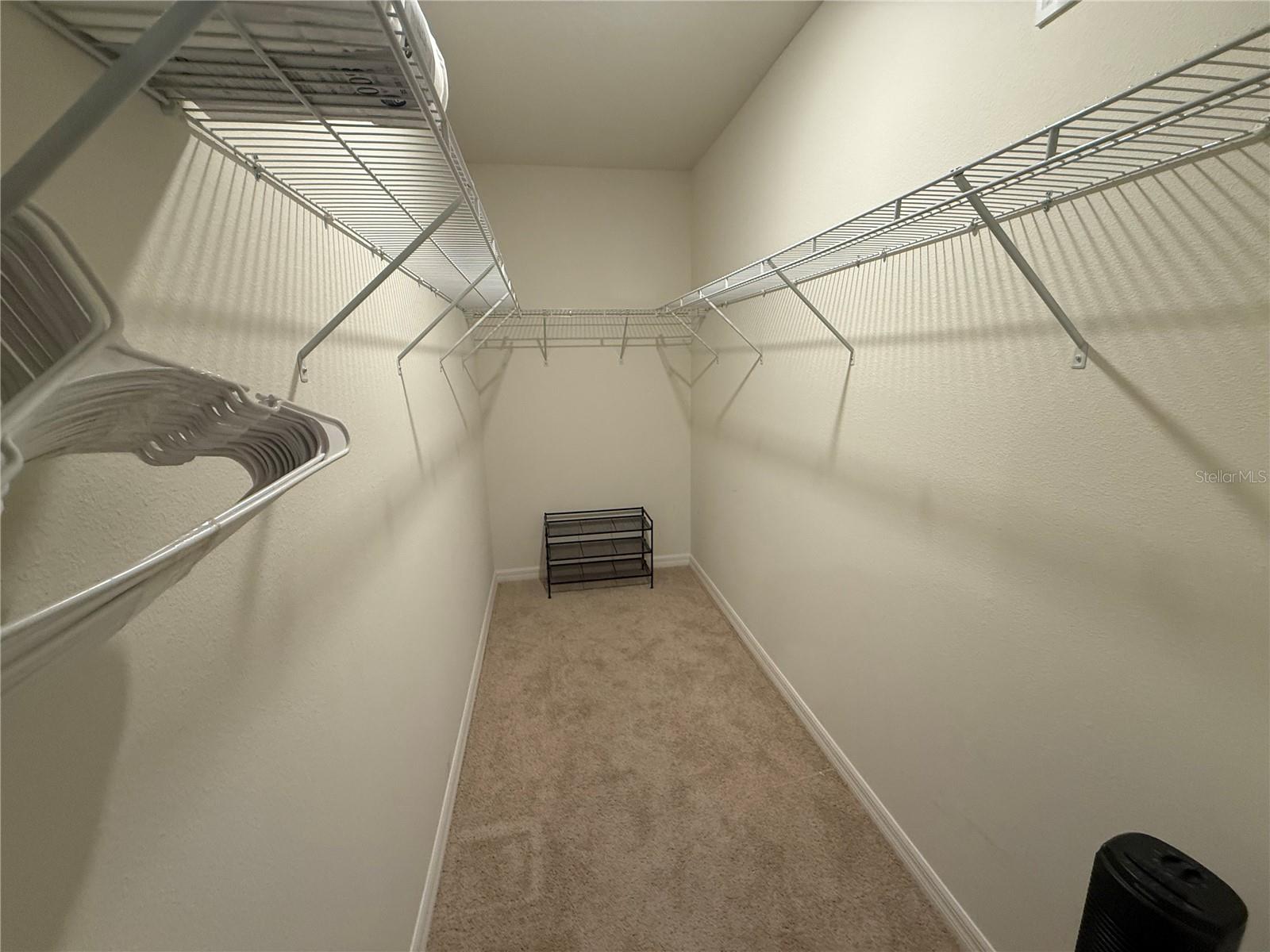 Image 31 of 39 For 423 Pelham Park Drive