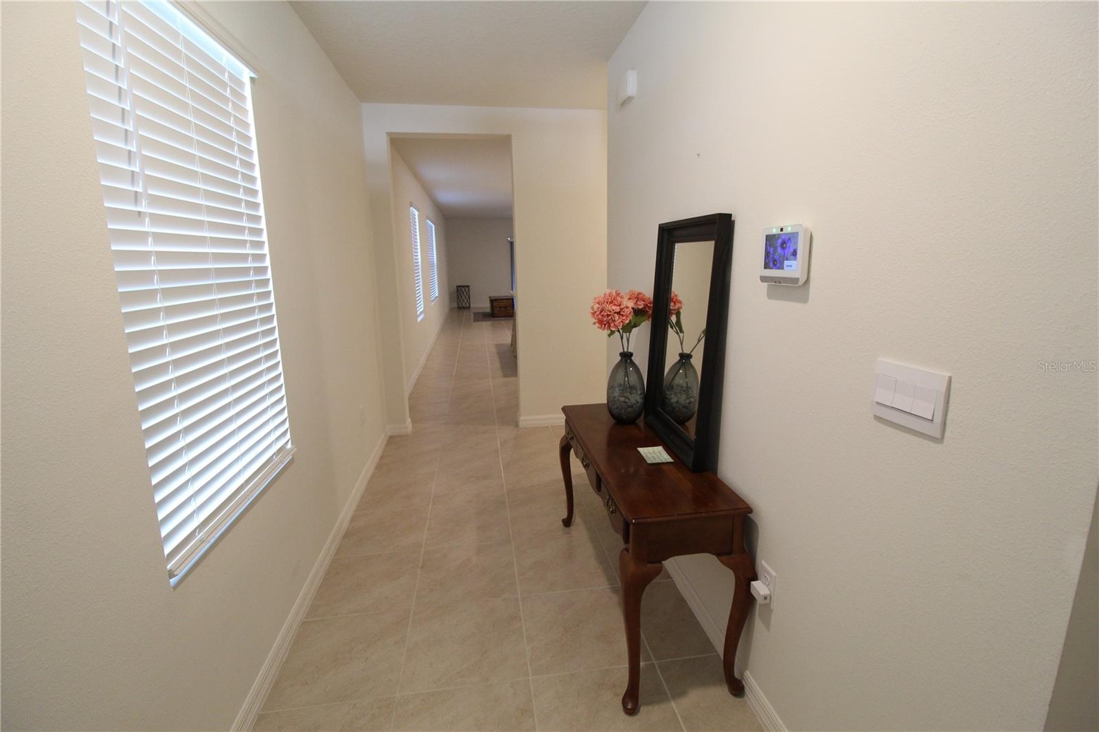 Image 4 of 39 For 423 Pelham Park Drive