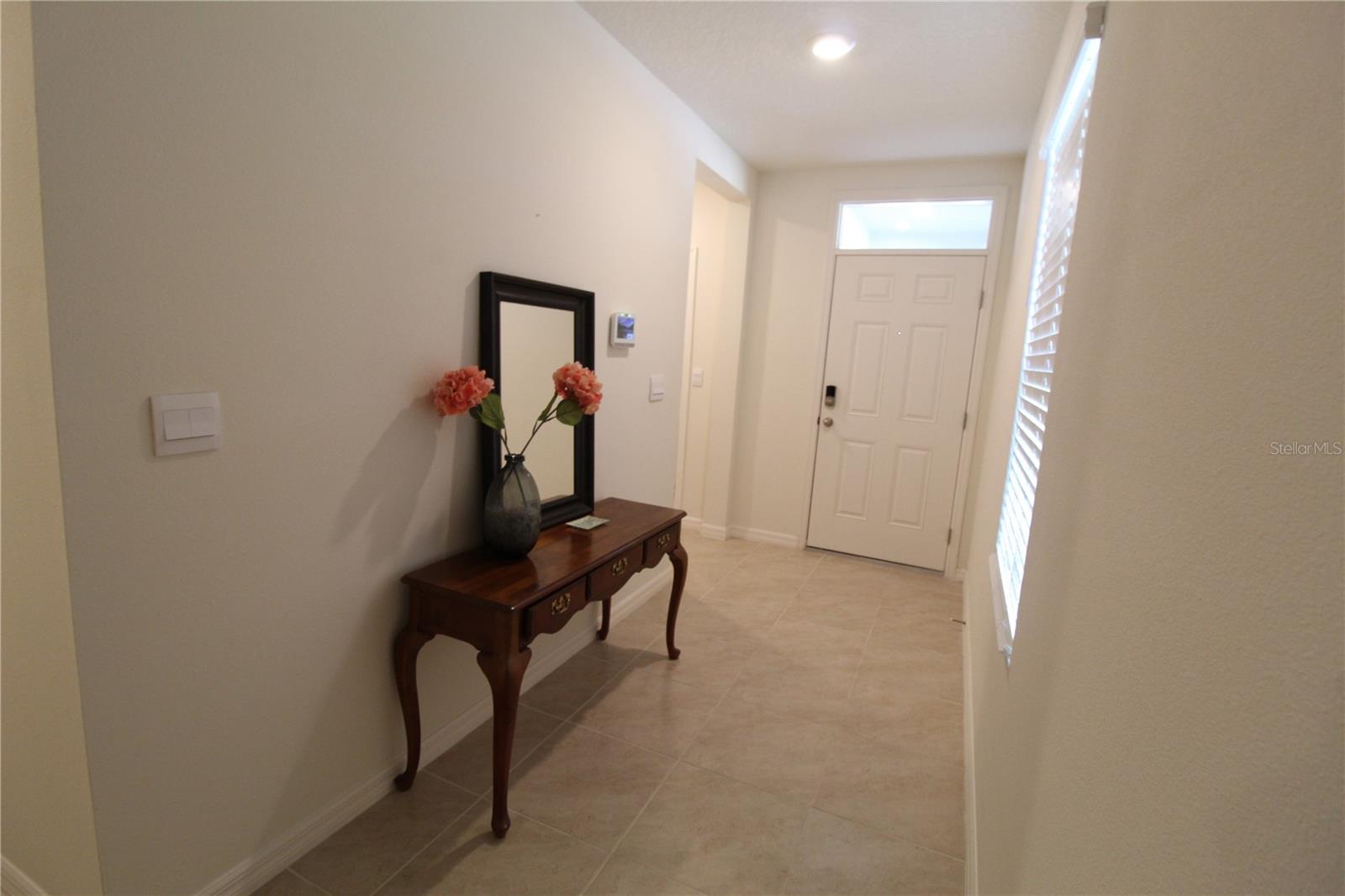 Image 9 of 39 For 423 Pelham Park Drive