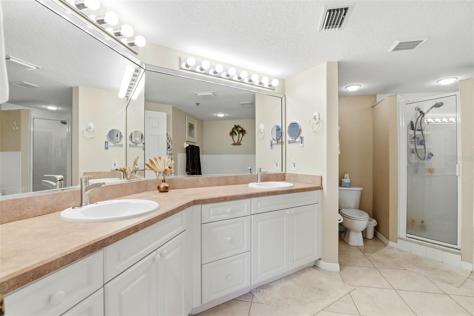 Image 17 of 46 For 5300 Atlantic Avenue 6-502