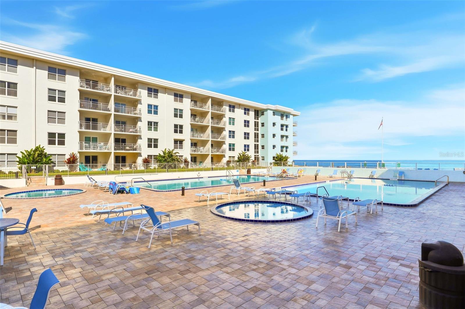 Image 27 of 39 For 4153 Atlantic Avenue 217