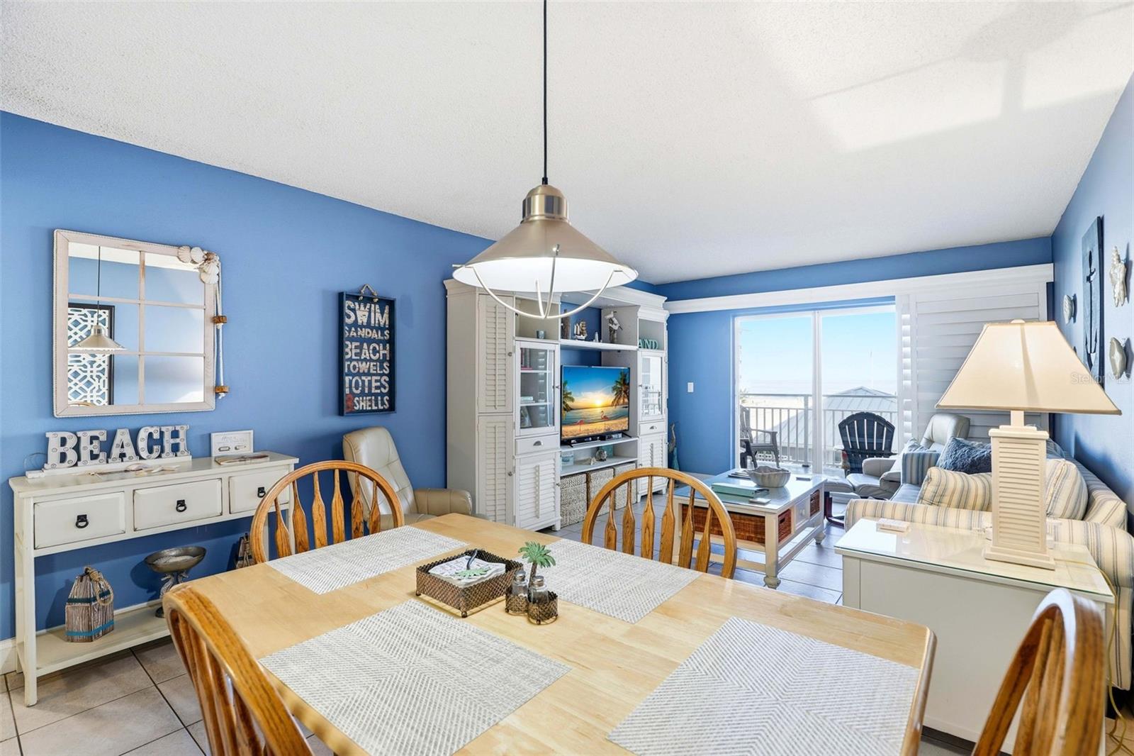 Image 7 of 39 For 4153 Atlantic Avenue 217