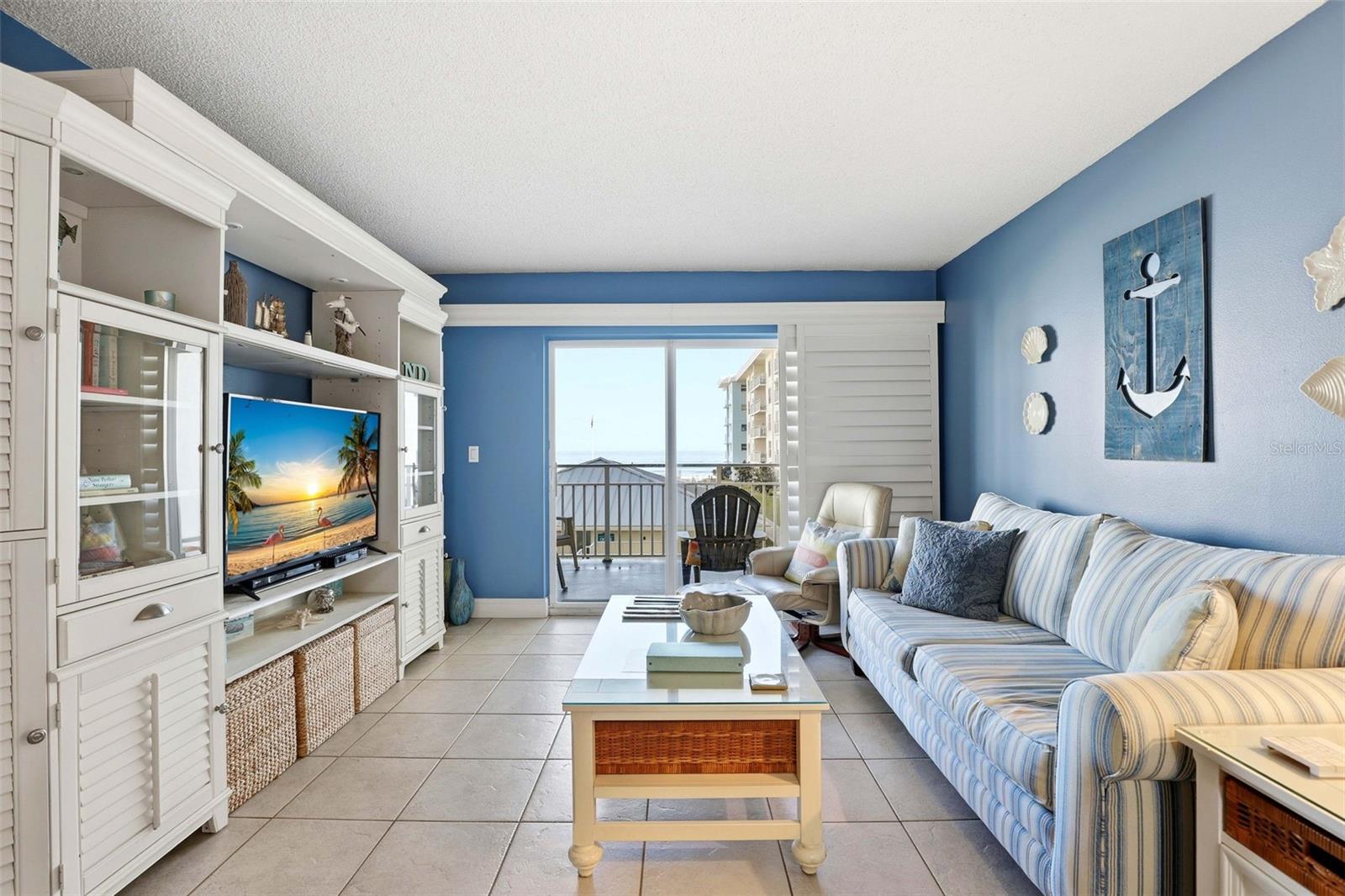 Image 9 of 39 For 4153 Atlantic Avenue 217