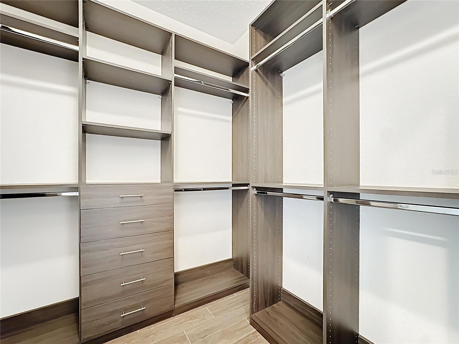 Image 47 of 85 For 19022 Mardi Gras Street