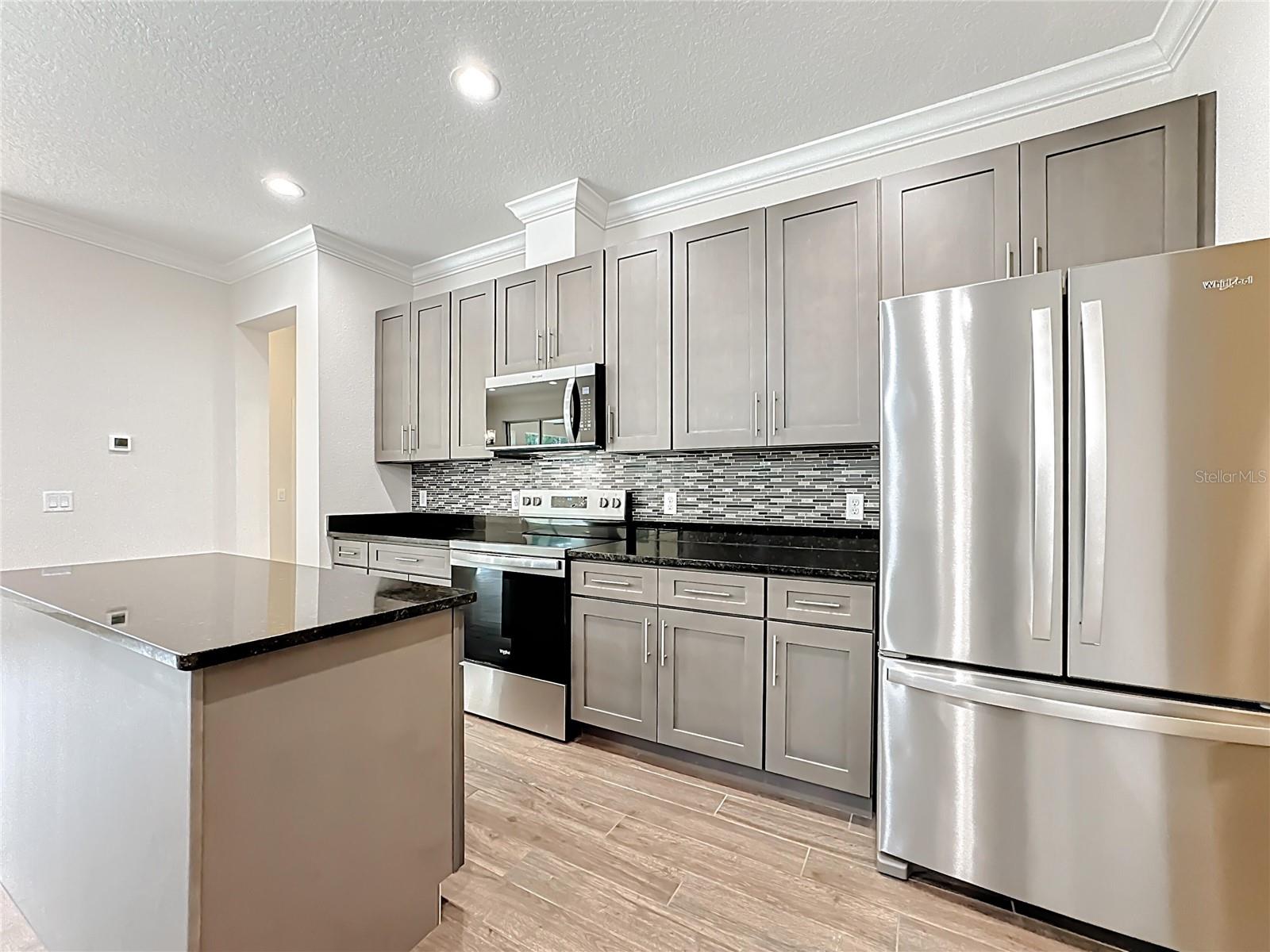 Image 77 of 85 For 19022 Mardi Gras Street