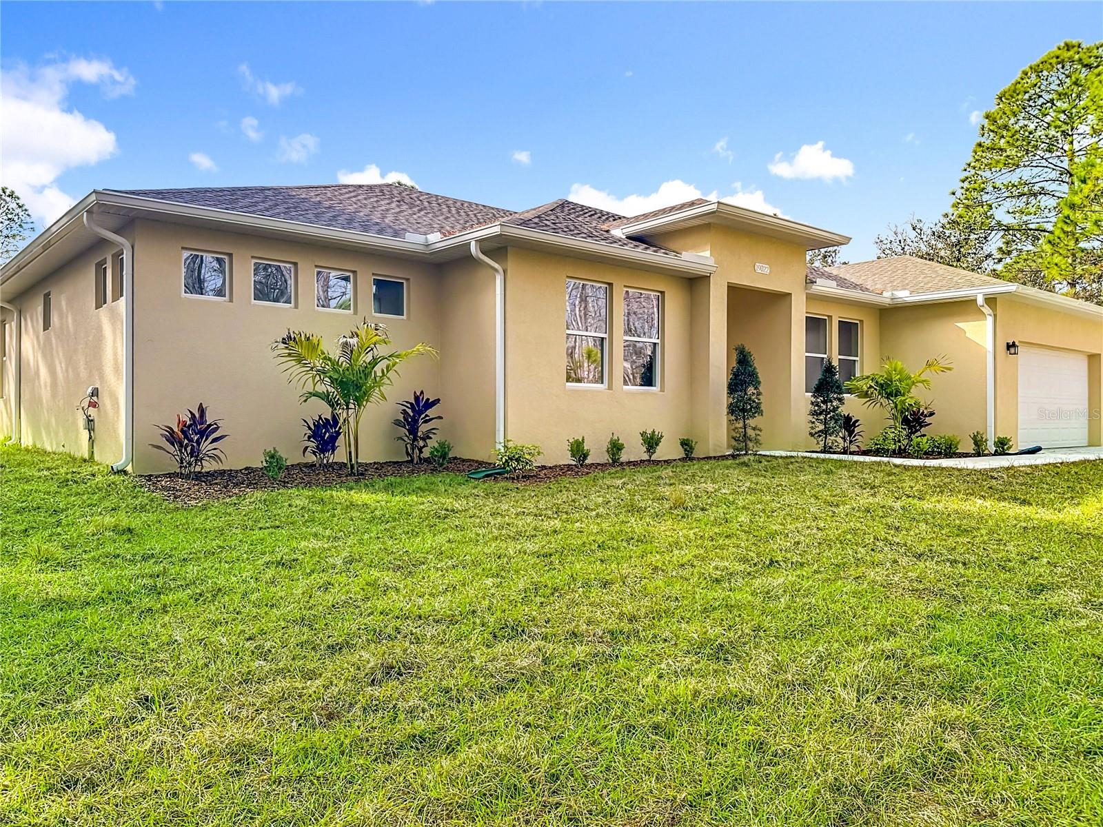 Image 81 of 85 For 19022 Mardi Gras Street