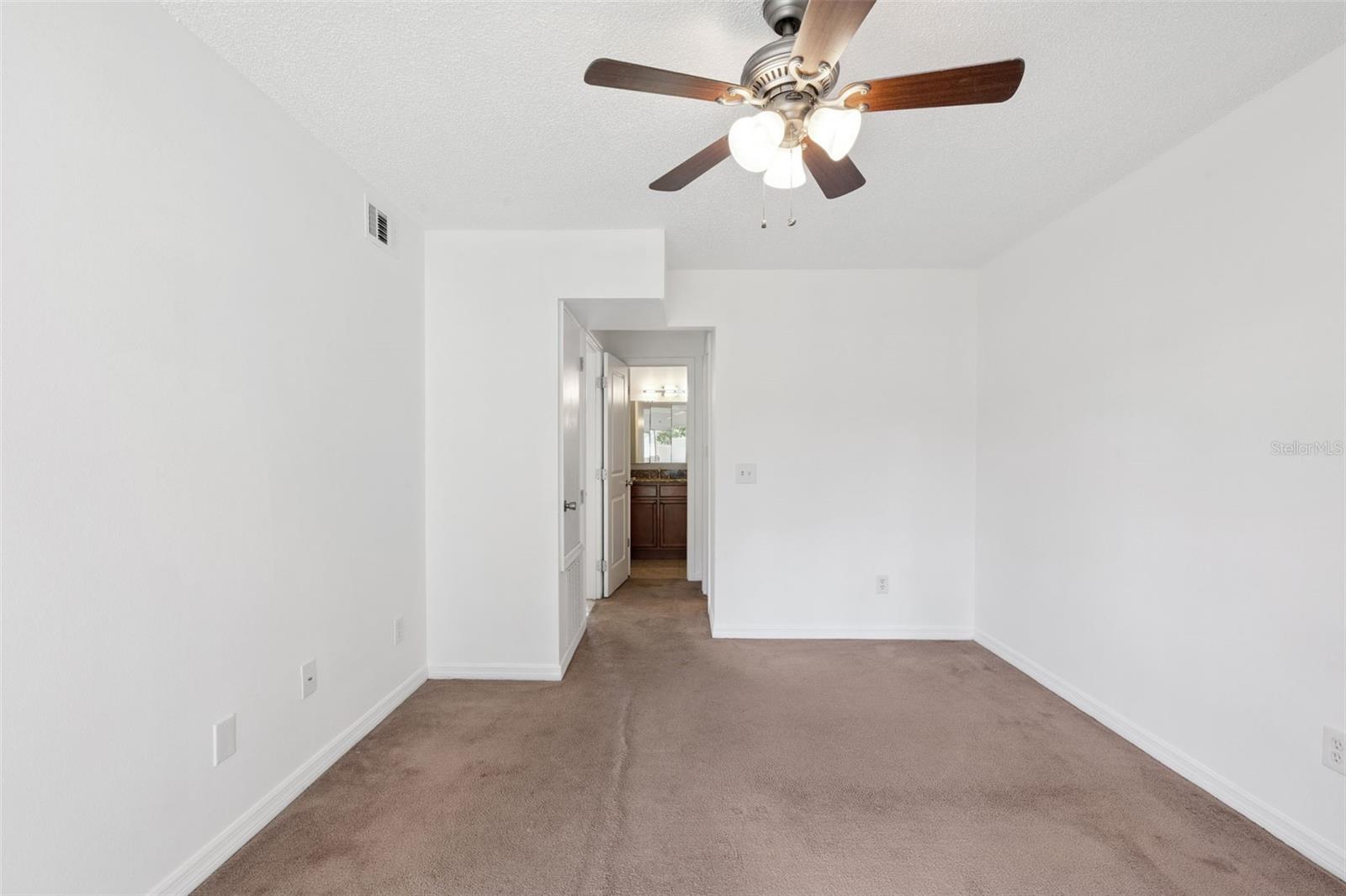 Image 20 of 45 For 1261 Winter Green Way