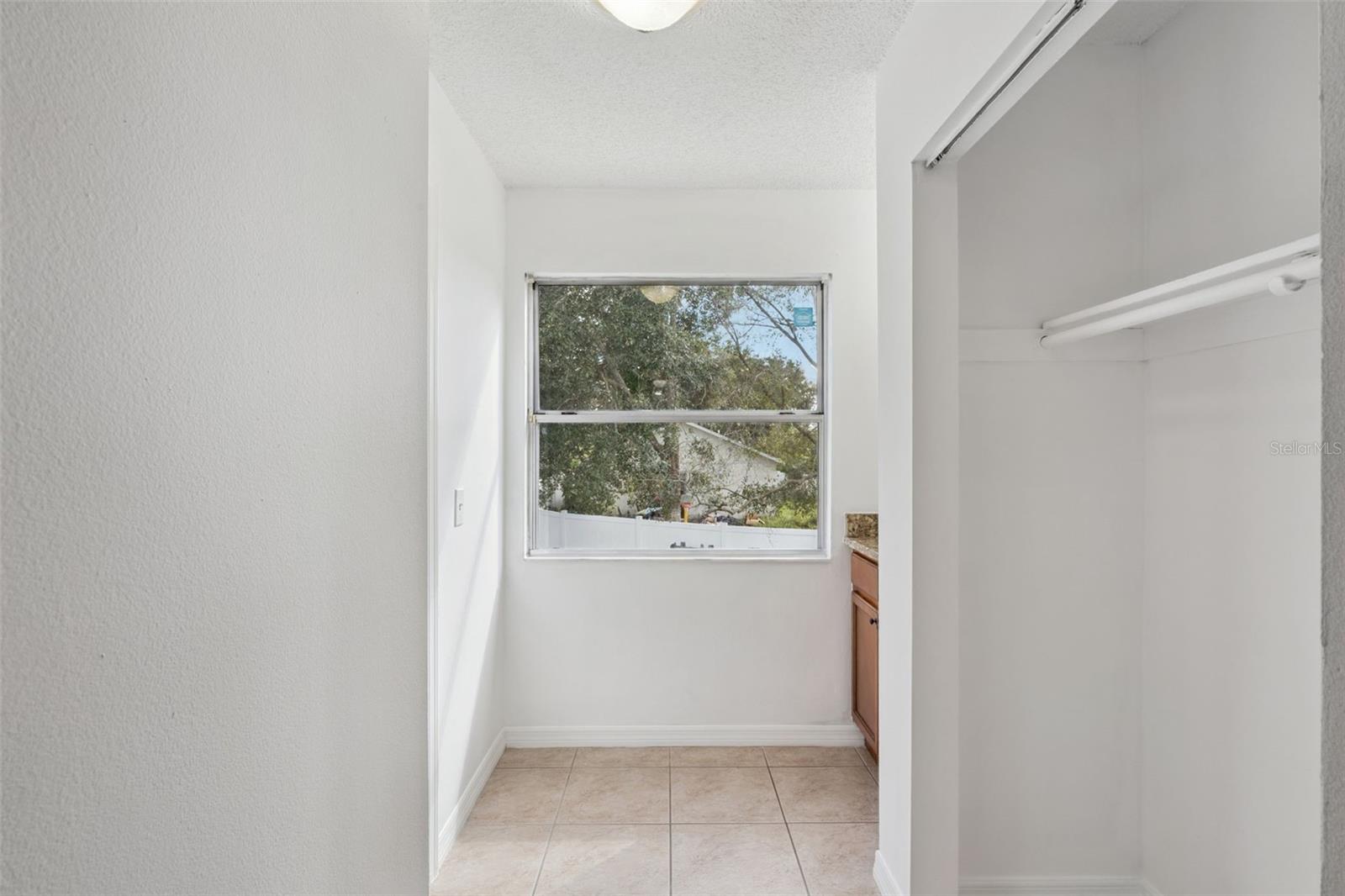 Image 21 of 45 For 1261 Winter Green Way