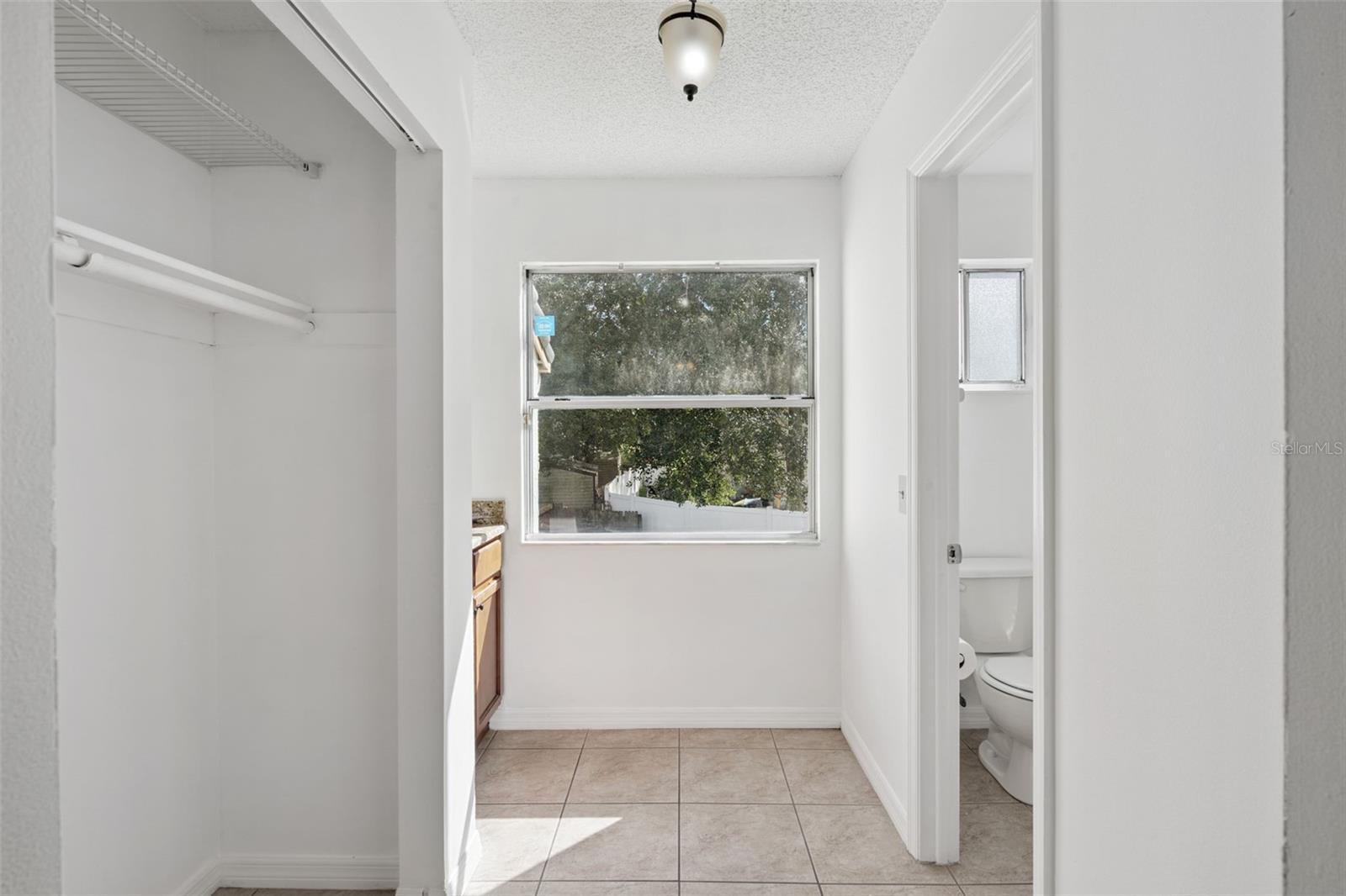 Image 28 of 45 For 1261 Winter Green Way