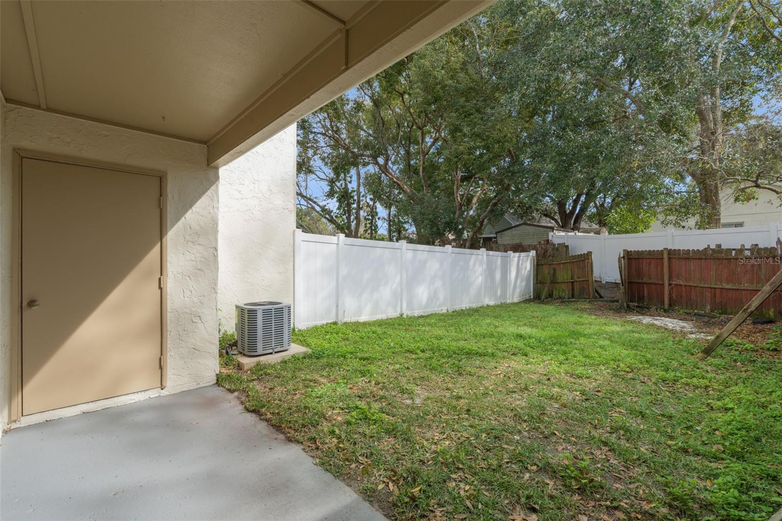 Image 32 of 45 For 1261 Winter Green Way