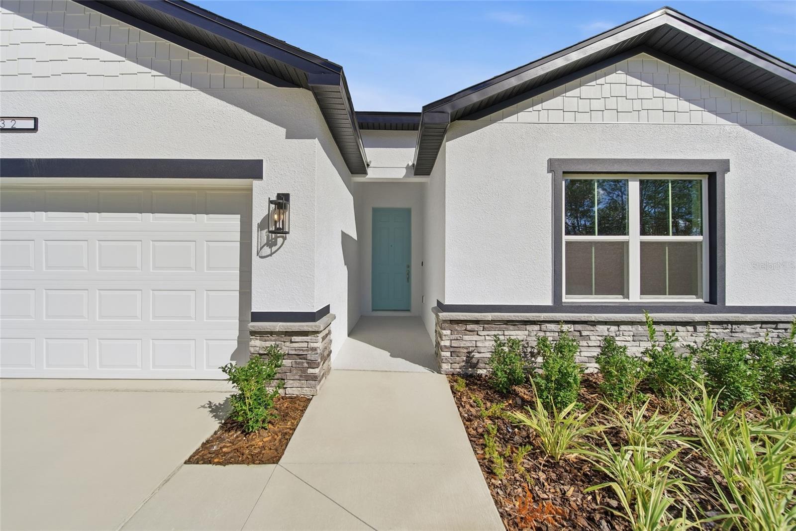 Image 20 of 22 For 32 Glenridge Circle