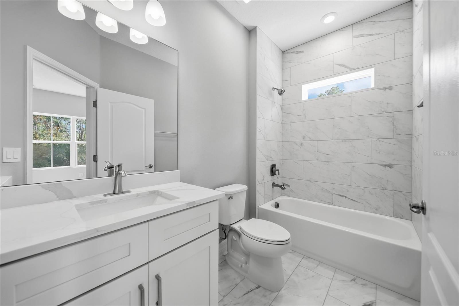 Image 9 of 22 For 32 Glenridge Circle