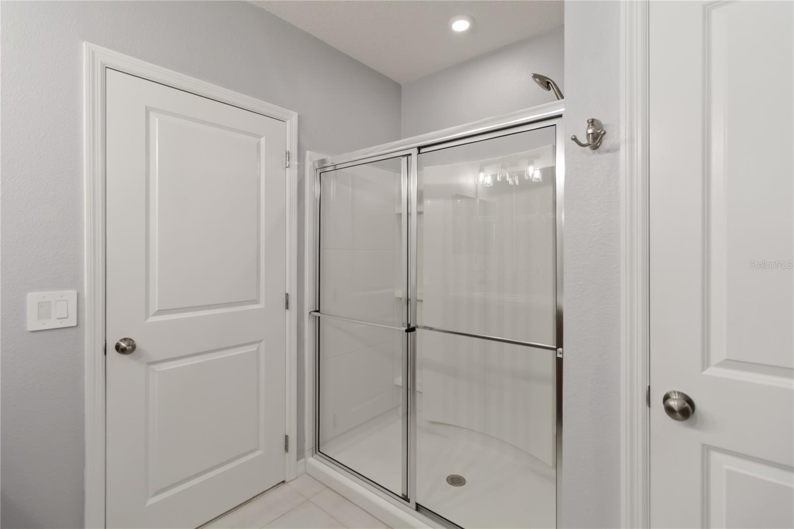 Image 20 of 48 For 410 Kestrel Drive