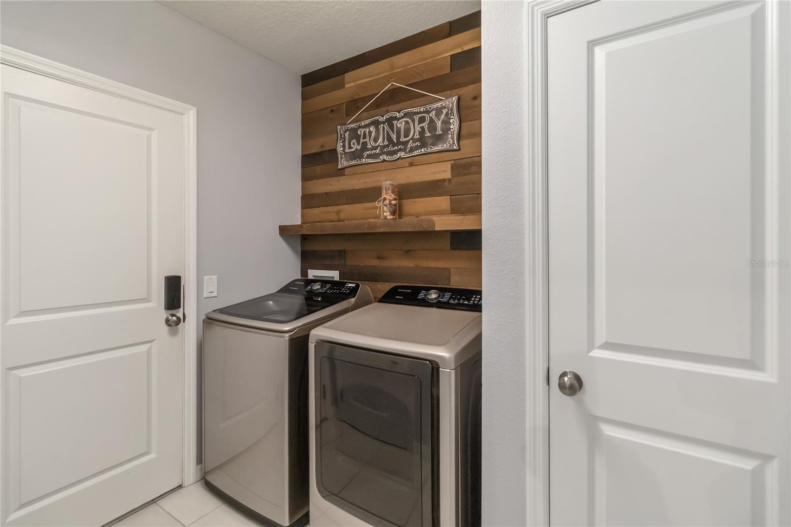 Image 29 of 48 For 410 Kestrel Drive