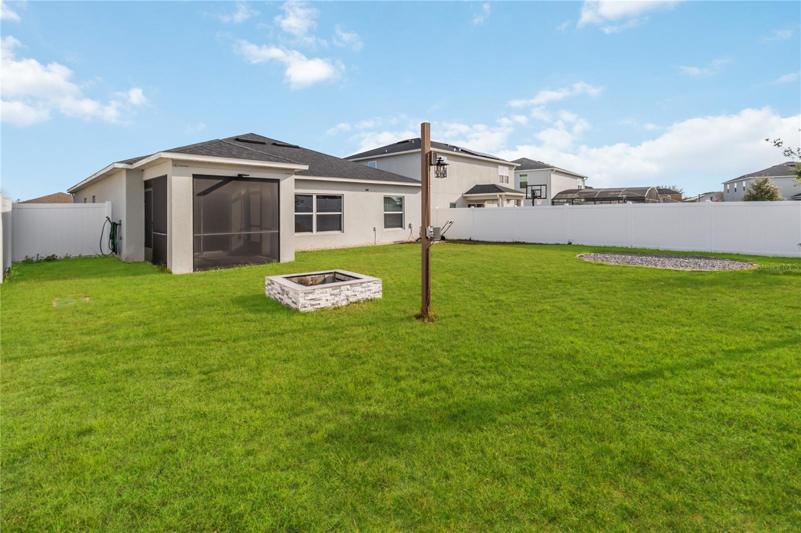 Image 34 of 48 For 410 Kestrel Drive