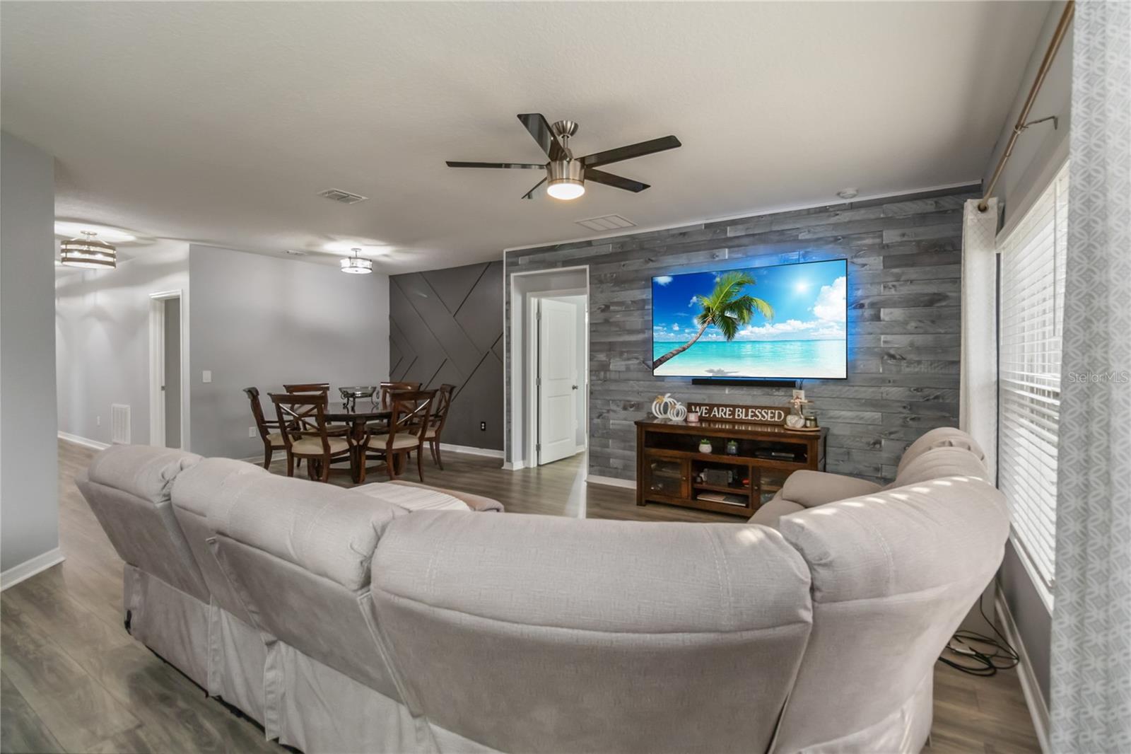 Image 6 of 48 For 410 Kestrel Drive